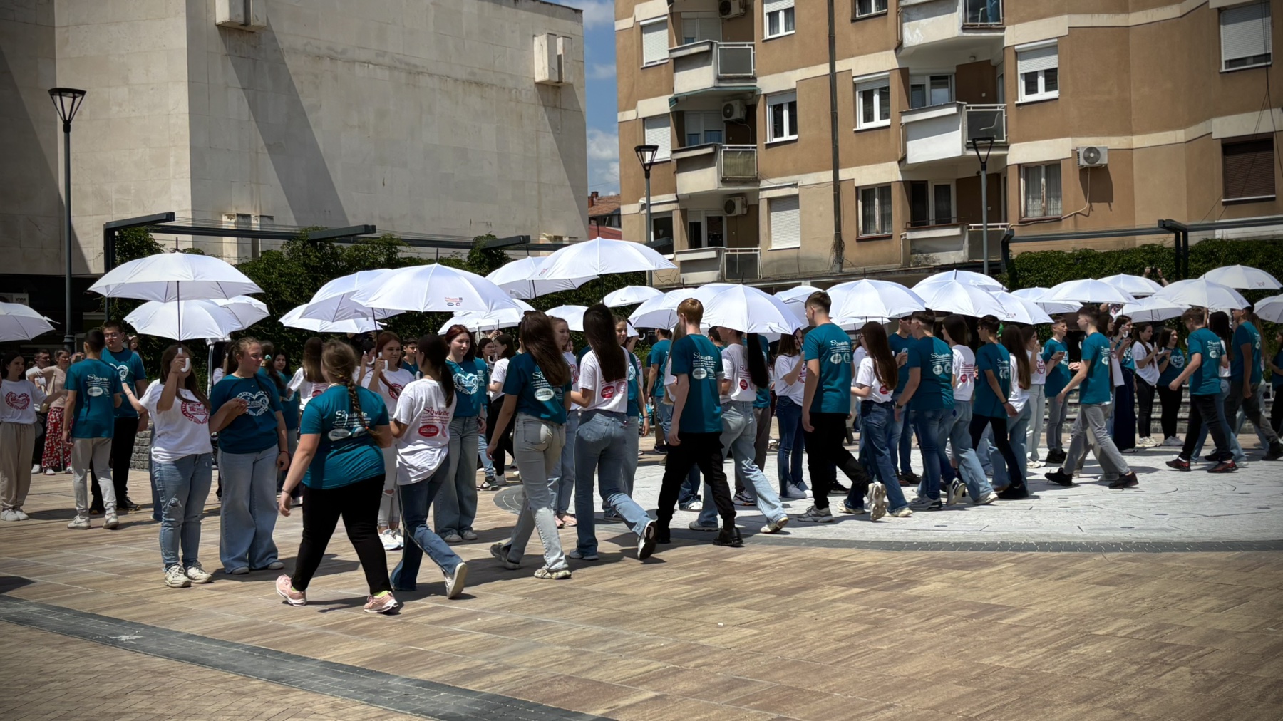 Maturanti u Svilajncu plesali kvadril za Ginisa